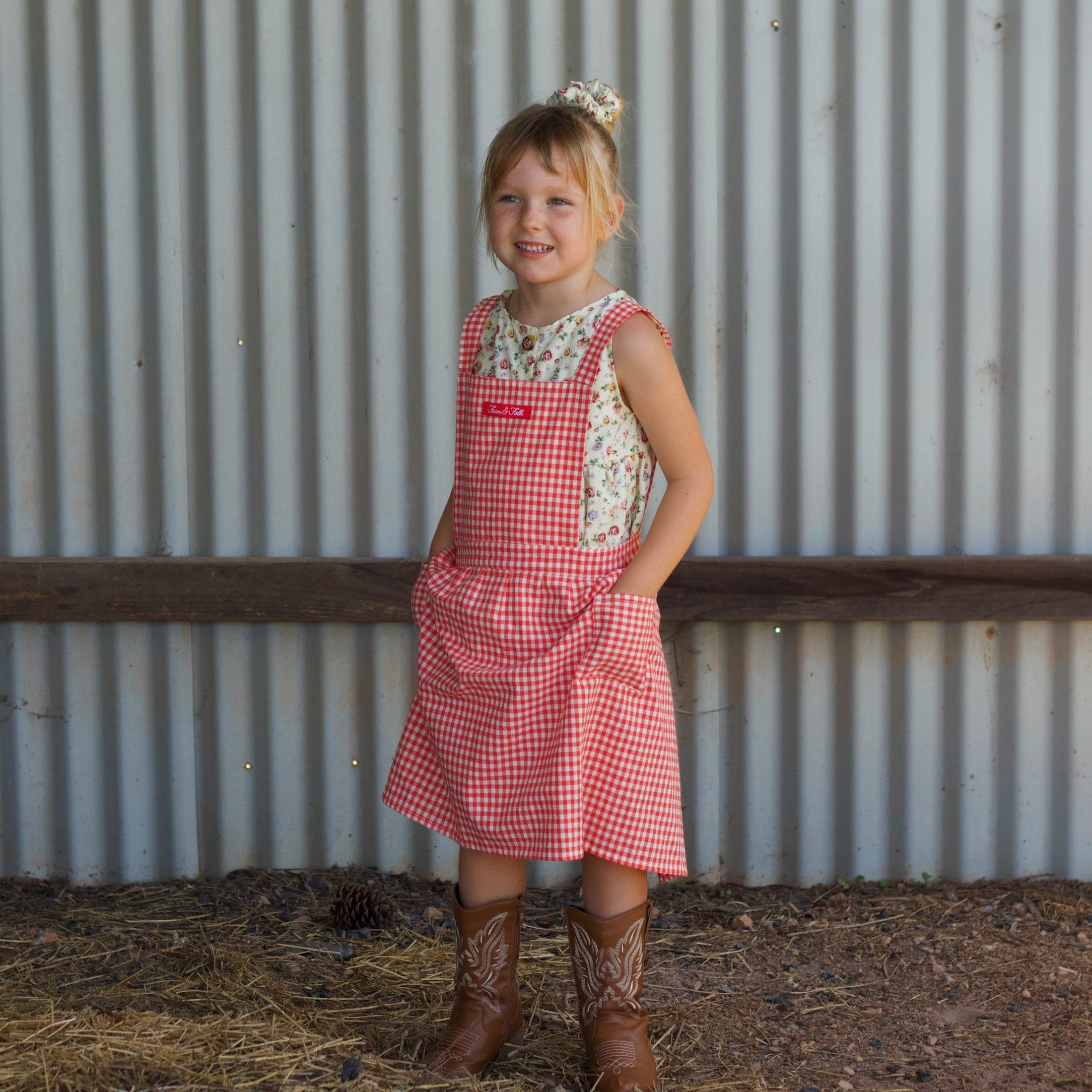 Mini Folk Apron - Folke Estate