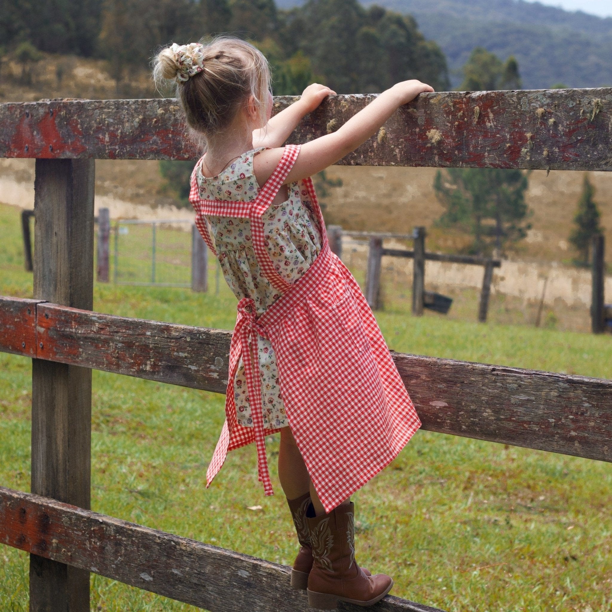 Mini Folk Apron - Folke Estate